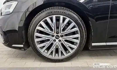 Audi A8 2023 3.0 гидро в Москве № 1348280, миниатюра 5