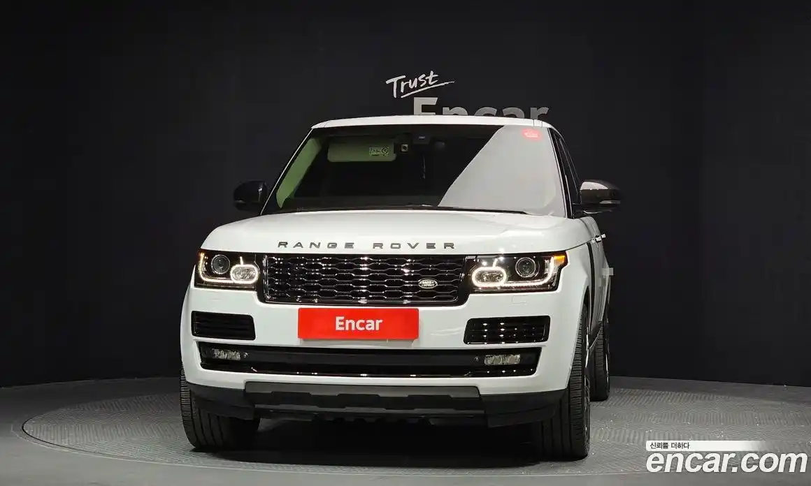 Land Rover Range-Rover 2014 5.0 гидро в Москве № 1349376, фото 3