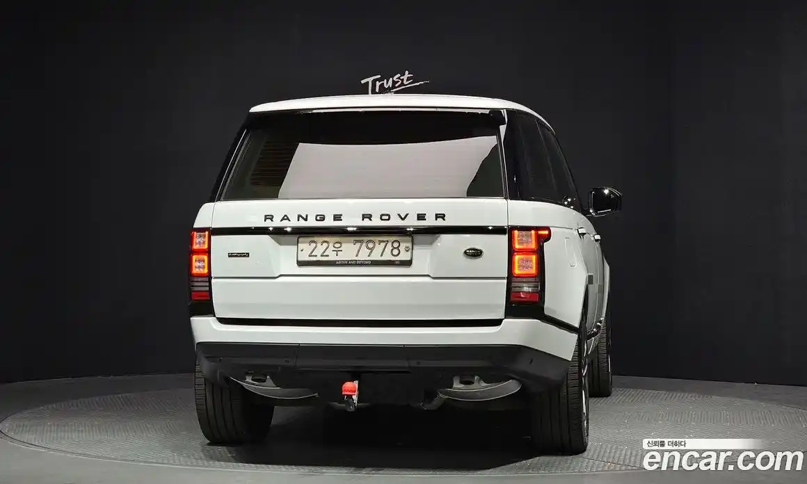 Land Rover Range-Rover 2014 5.0 гидро в Москве № 1349376, фото 4