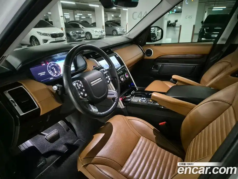 Land Rover Discovery 2019 3.0 гидро в Москве № 1349609, фото 5