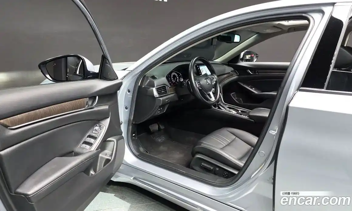 Honda Accord 2021 1.5 гидро в Москве № 1350821, фото 10