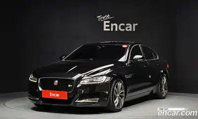 Jaguar XF, 2016