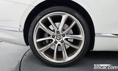 Bentley Continental 2020 4.0 гидро в Москве № 1351373, миниатюра 5