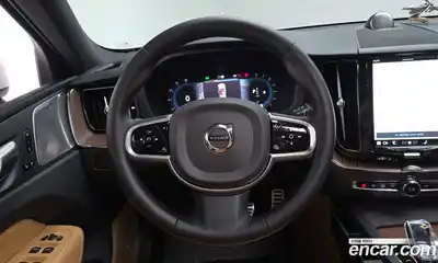 Volvo XC60 2023 2.0 гидро в Москве № 212858, миниатюра 12