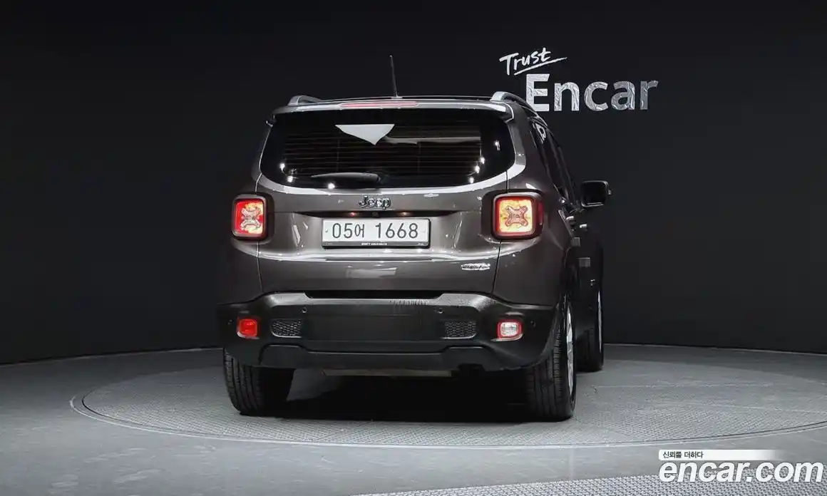 Jeep Renegade 2017 2.4 гидро в Москве № 232503, фото 4