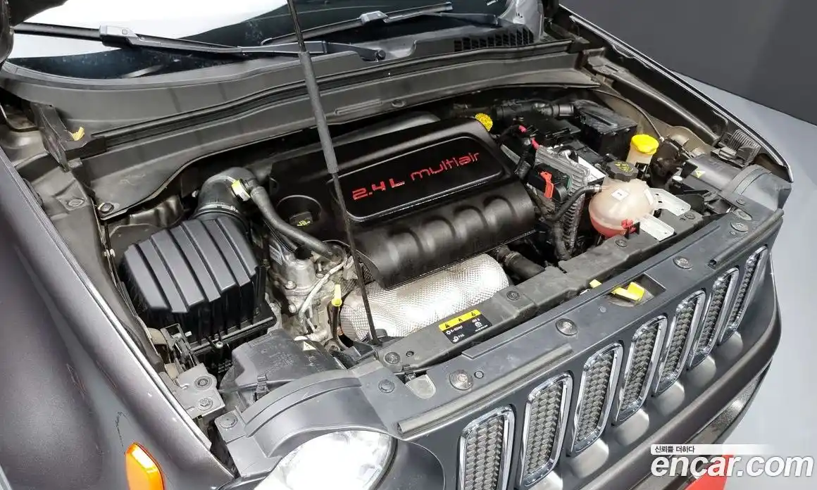 Jeep Renegade 2017 2.4 гидро в Москве № 232503, фото 6