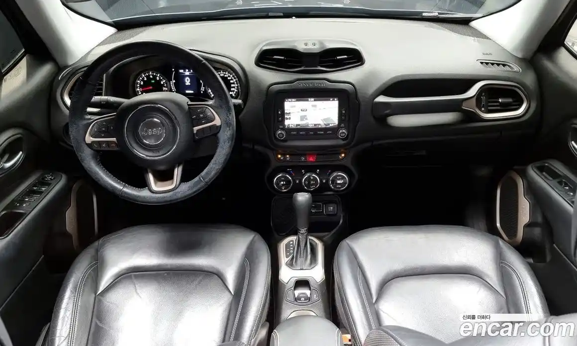 Jeep Renegade 2017 2.4 гидро в Москве № 232503, фото 7
