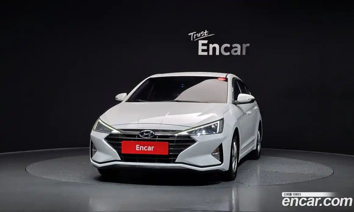 Hyundai Avante 2018 1.6 гидро в Москве, фото 3