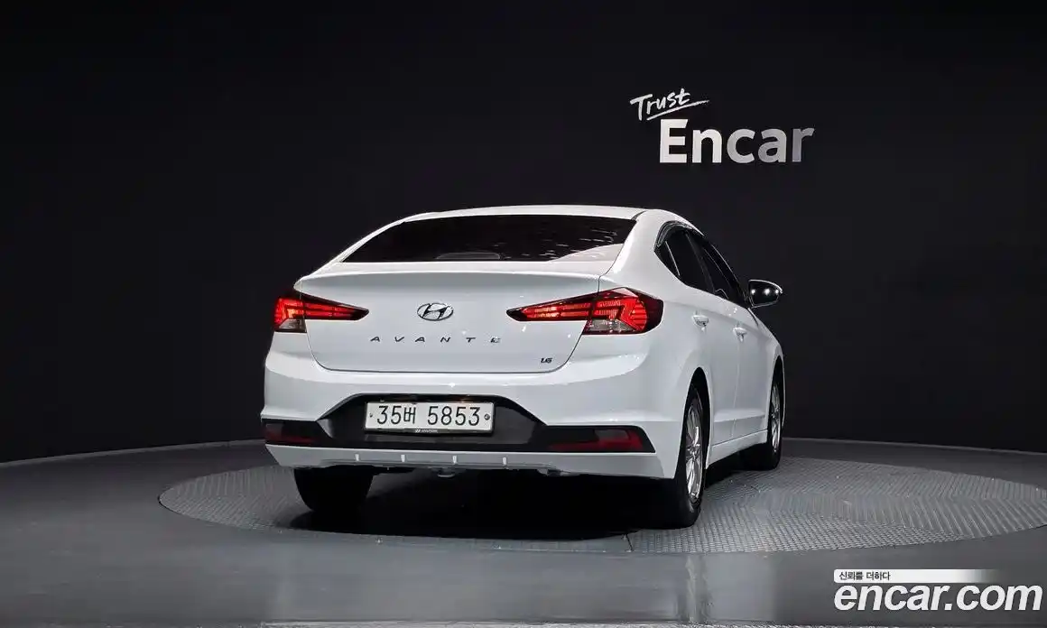 Hyundai Avante 2018 1.6 гидро в Москве, фото 4