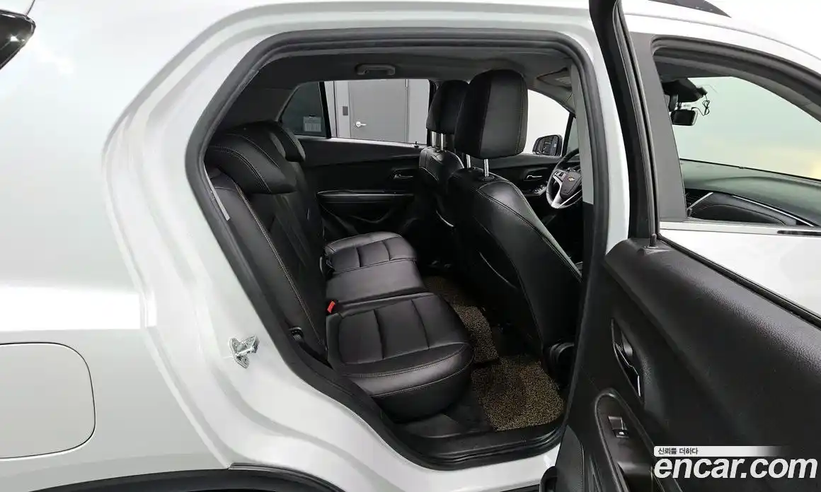Chevrolet Trax 2017 1.4 гидро в Москве № 103885, фото 12