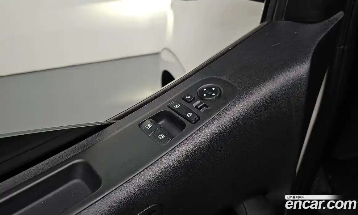 Hyundai Staria 2024 2.2 гидро в Москве № 112480, фото 12