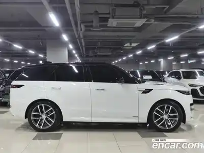 Land Rover Range-Rover Sport 2023 3.0 гидро в Москве № 1137679, миниатюра 2