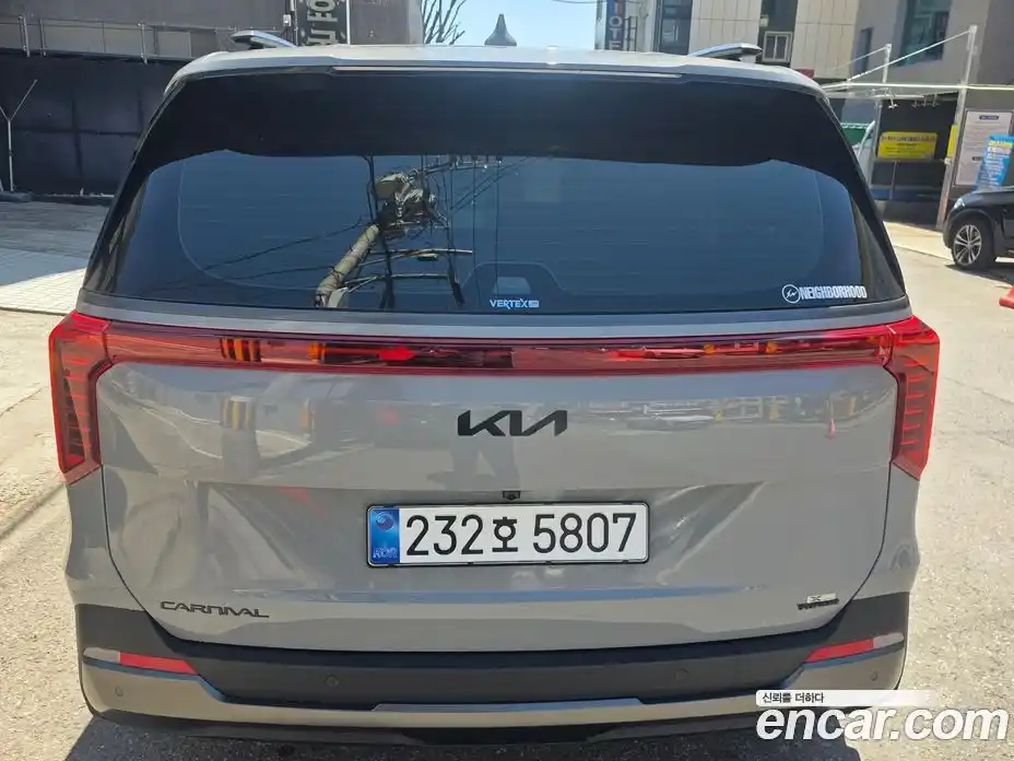 Kia Canival 2025 1.6 Автомат в Москве № 1318109, фото 3