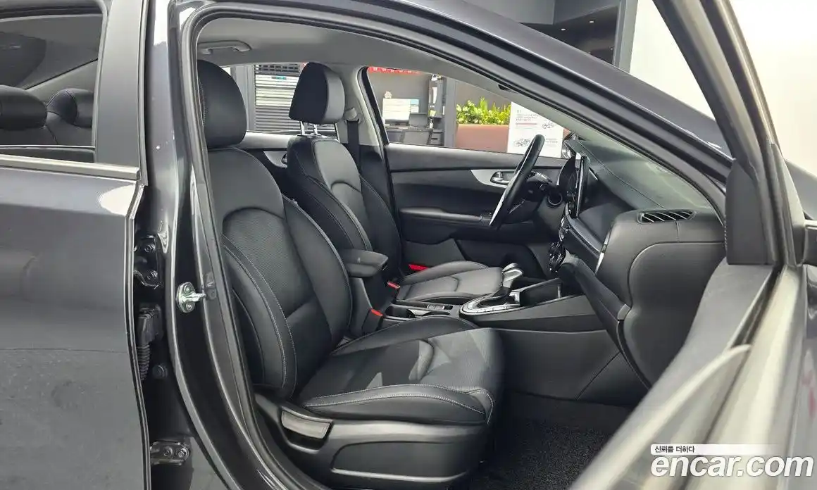 Kia K3 2022 1.6 Автомат в Москве № 1318281, фото 10