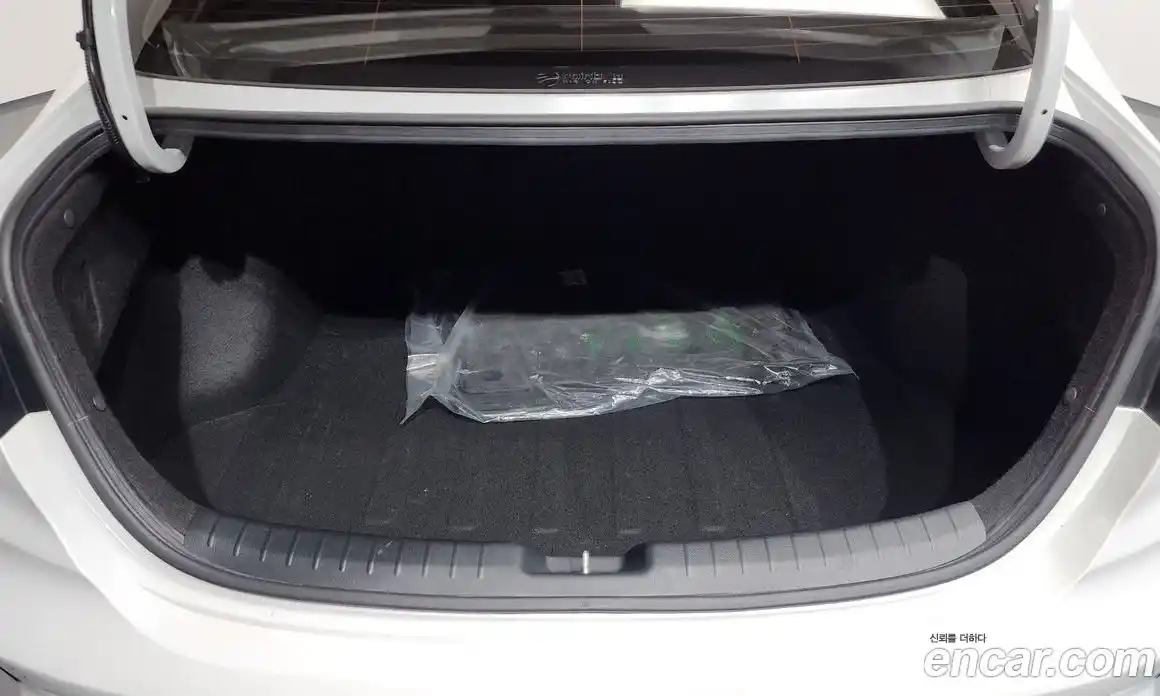 Kia K3 2021 1.6 Автомат в Москве № 1318472, фото 20