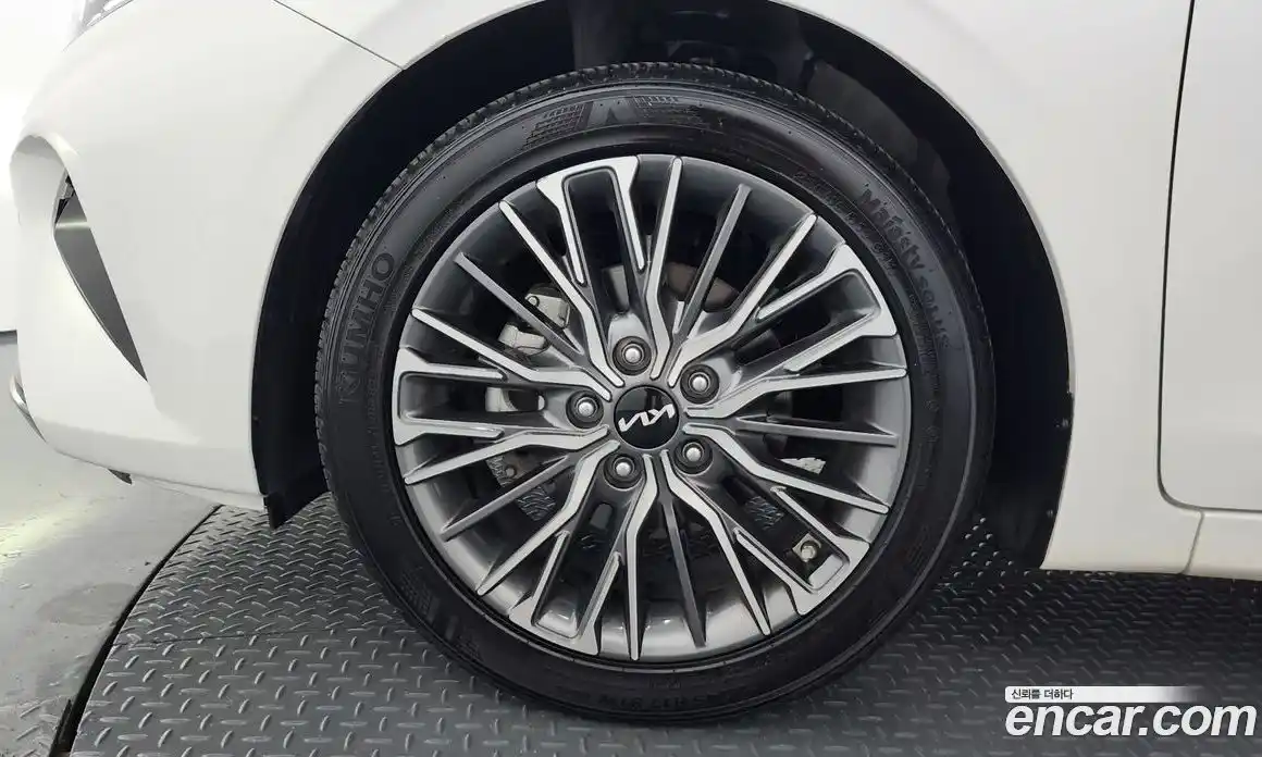 Kia K3 2021 1.6 Автомат в Москве № 1318472, фото 5