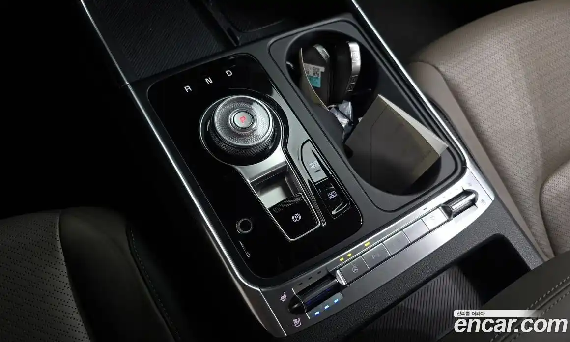 Kia Canival 2024 1.6 Автомат в Москве № 1318564, фото 8