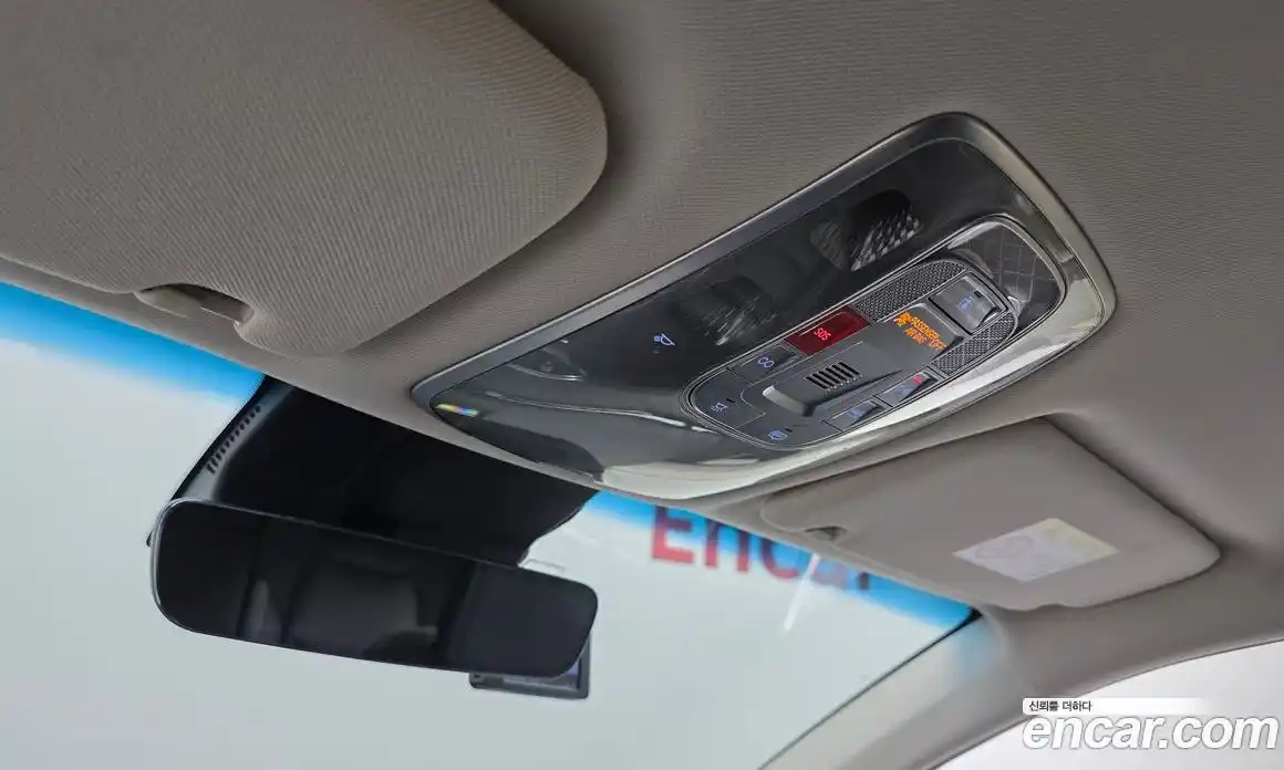 Genesis GV70 2022 0.1 Автомат в Москве № 1318748, фото 18