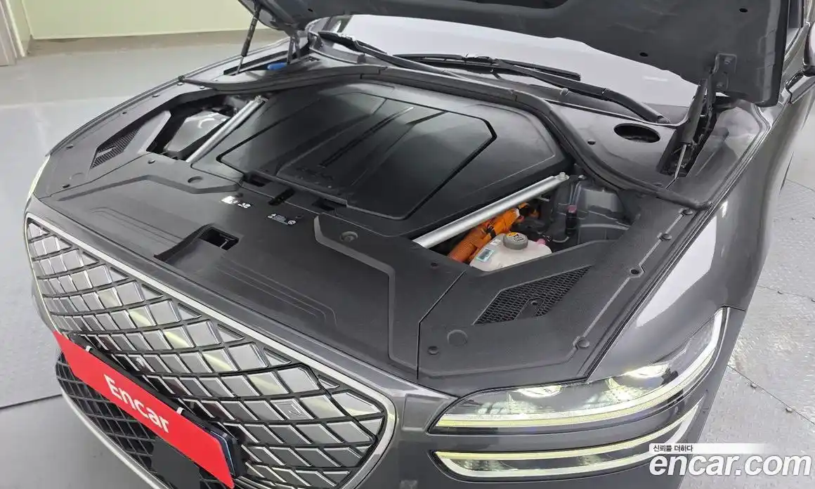 Genesis GV70 2022 0.1 Автомат в Москве № 1318748, фото 6