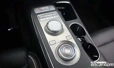 Genesis GV70 2022 0.1 Автомат в Москве № 1318748, миниатюра 9