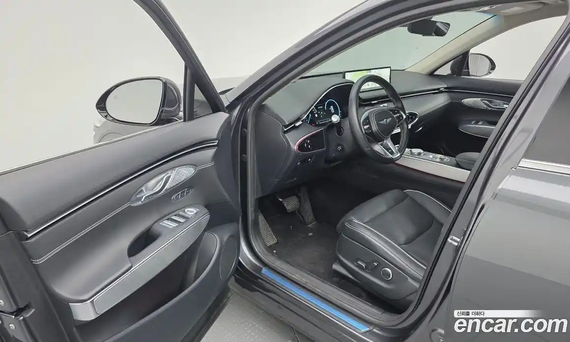 Genesis GV70 2022 0.1 Автомат в Москве № 1318748, фото 10