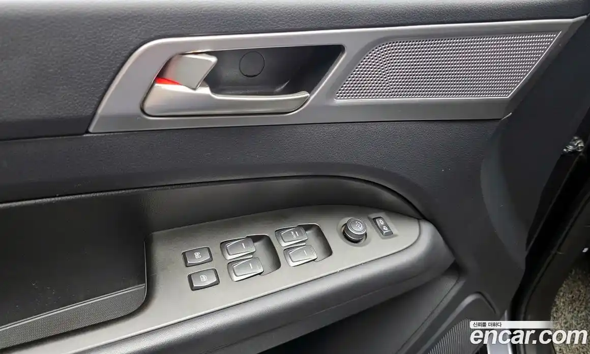 SsangYong Rexton 2019 2.2 Автомат в Москве № 1319179, фото 14