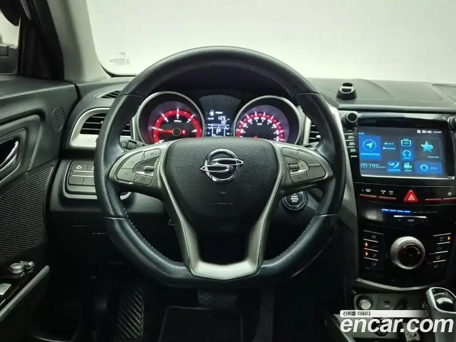 SsangYong TIBOLI 2016 1.6 Автомат в Москве № 1319473, фото 14