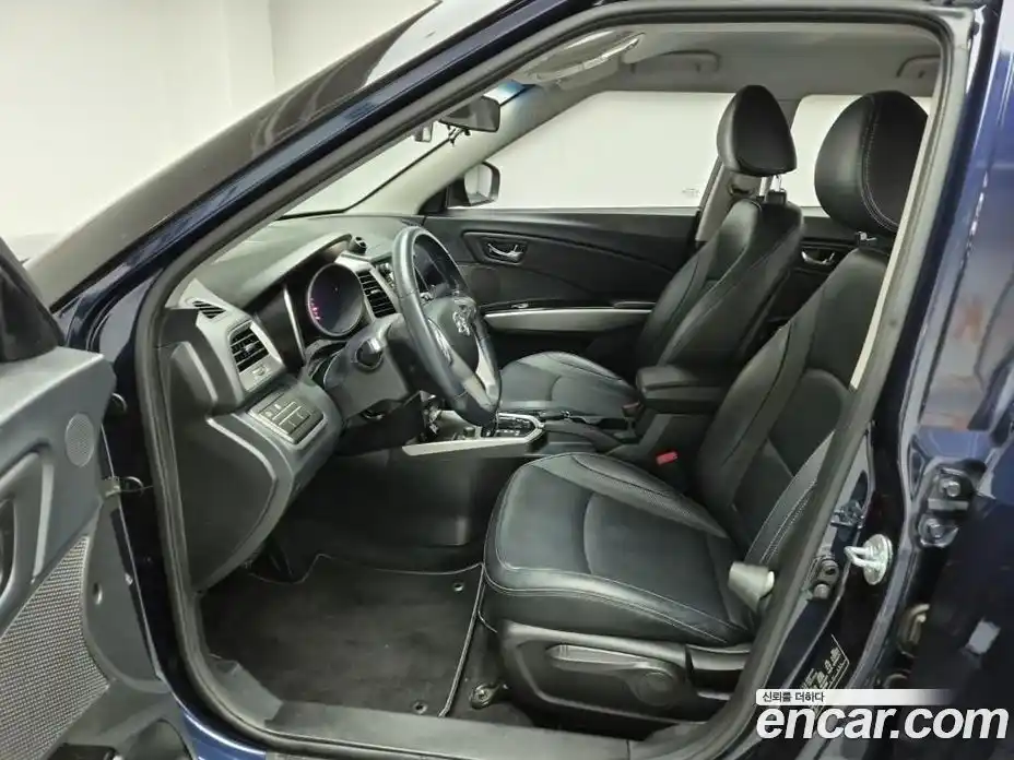 SsangYong TIBOLI 2016 1.6 Автомат в Москве № 1319473, фото 10