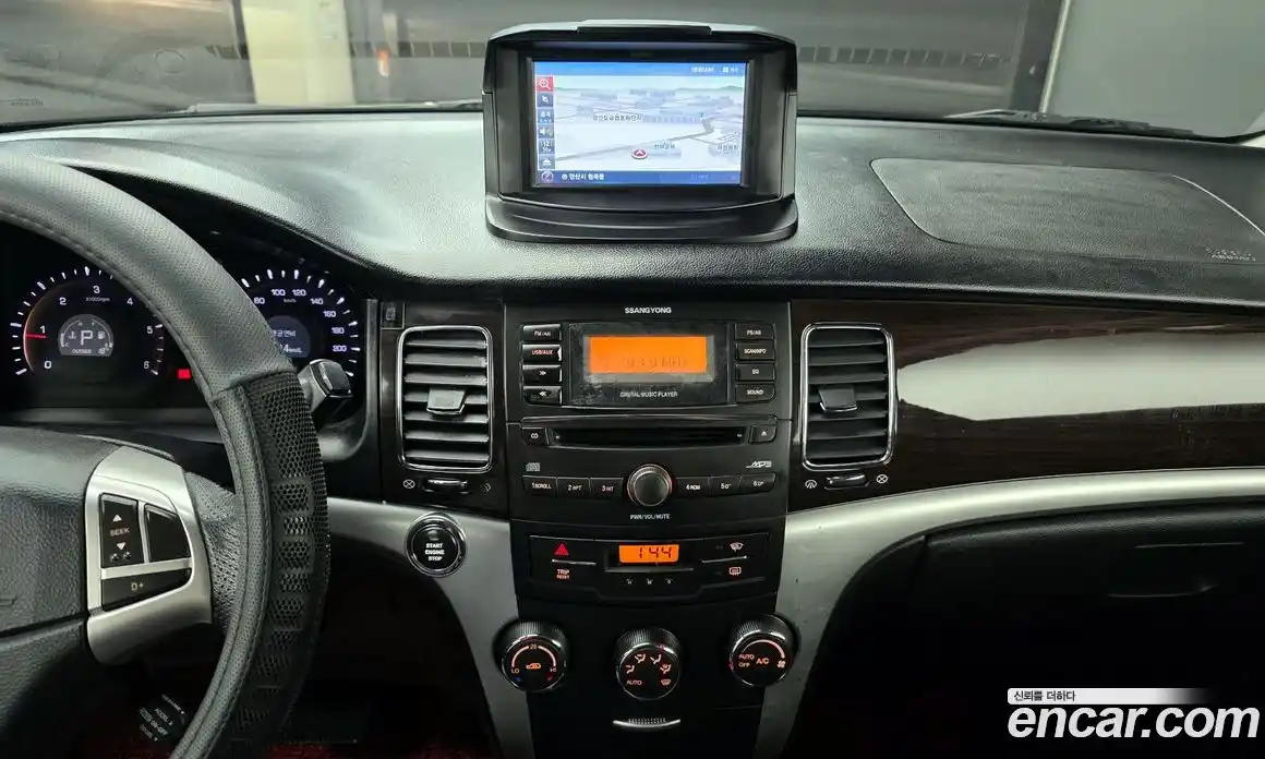 SsangYong Korando 2011 2.0 гидро в Москве № 1319607, фото 19