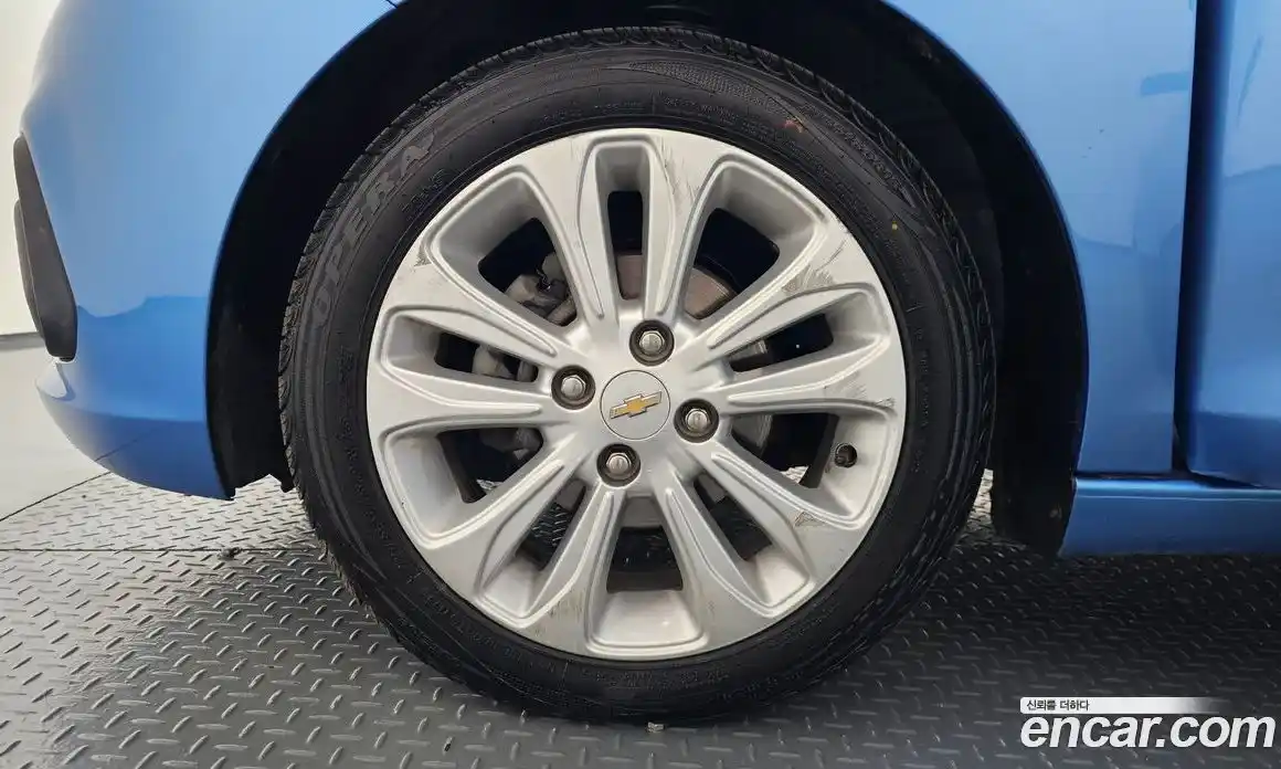 Chevrolet Spark 2015 1.0 гидро в Москве № 1320296, фото 5