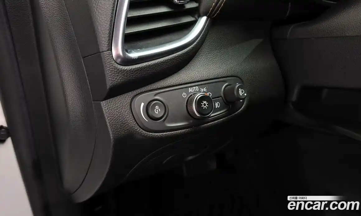 Chevrolet Trax 2019 1.4 гидро в Москве № 1320416, фото 16