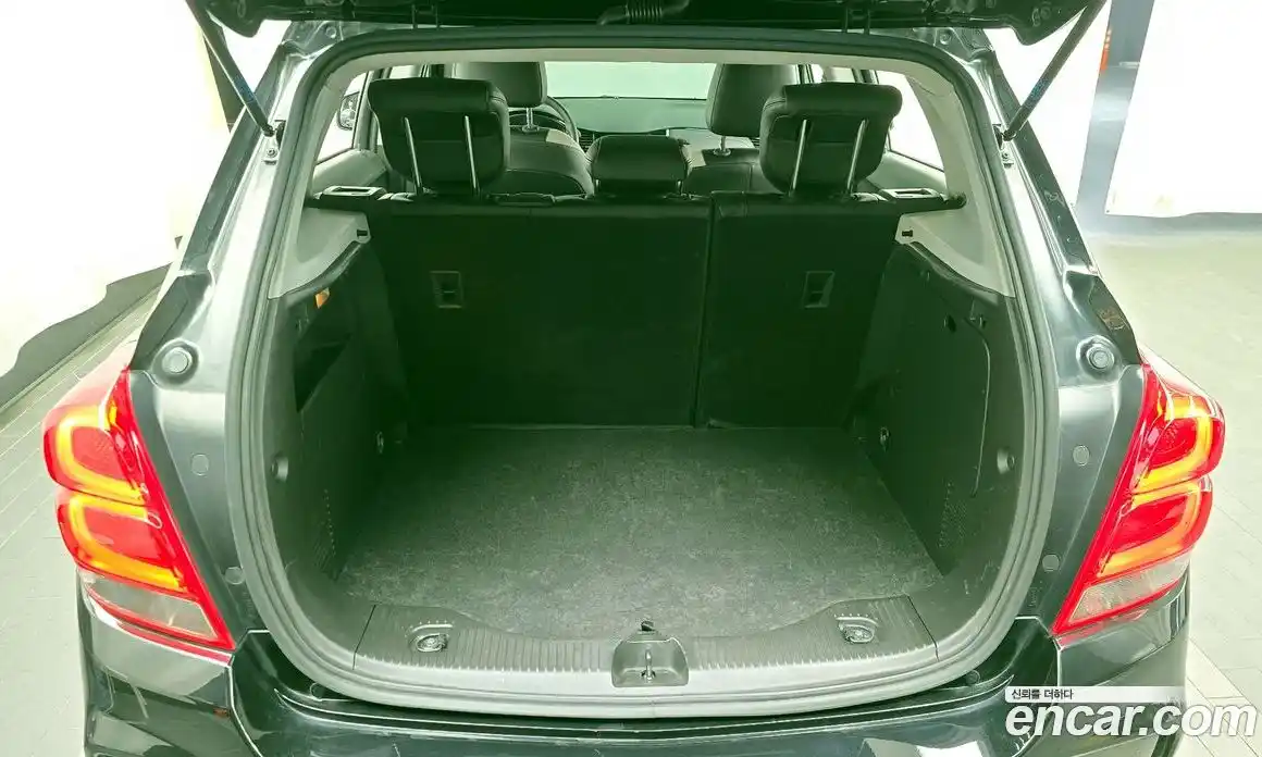 Chevrolet Trax 2017 1.4 гидро в Москве № 1320773, фото 20