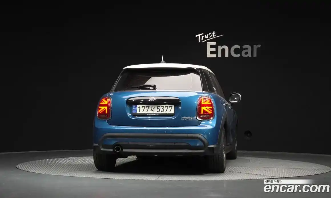 Mini Cooper 2021 1.5 гидро в Москве № 1322963, фото 4