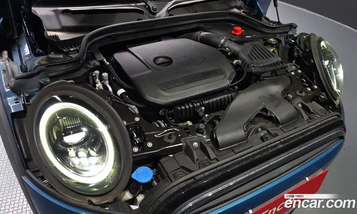 Mini Cooper 2021 1.5 гидро в Москве № 1322963, фото 6