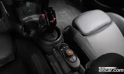 Mini Cooper 2021 1.5 гидро в Москве № 1322963, миниатюра 9