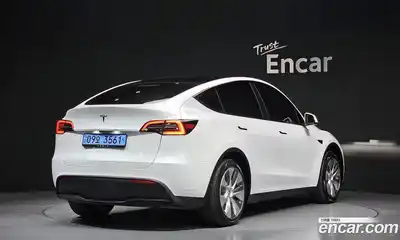 Tesla Model Y 2024 0.2 гидро в Москве № 1323255, миниатюра 2
