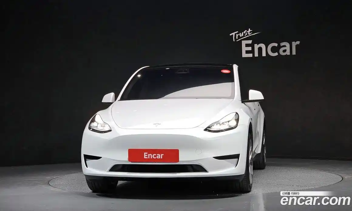 Tesla Model Y 2024 0.2 гидро в Москве № 1323255, фото 3