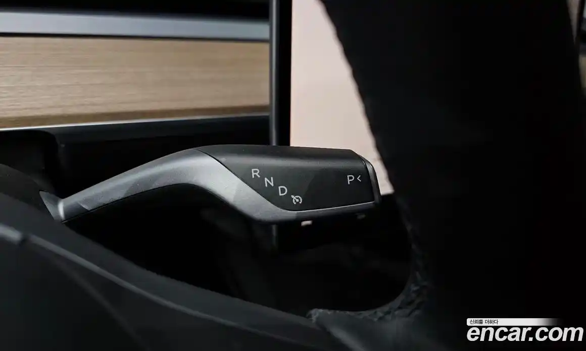 Tesla Model Y 2024 0.2 гидро в Москве № 1323255, фото 9