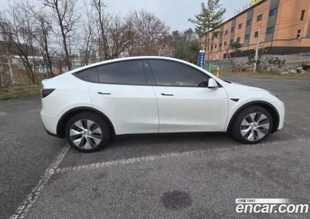 Tesla Model Y 2022 0.1 гидро в Москве № 1323258, фото 12