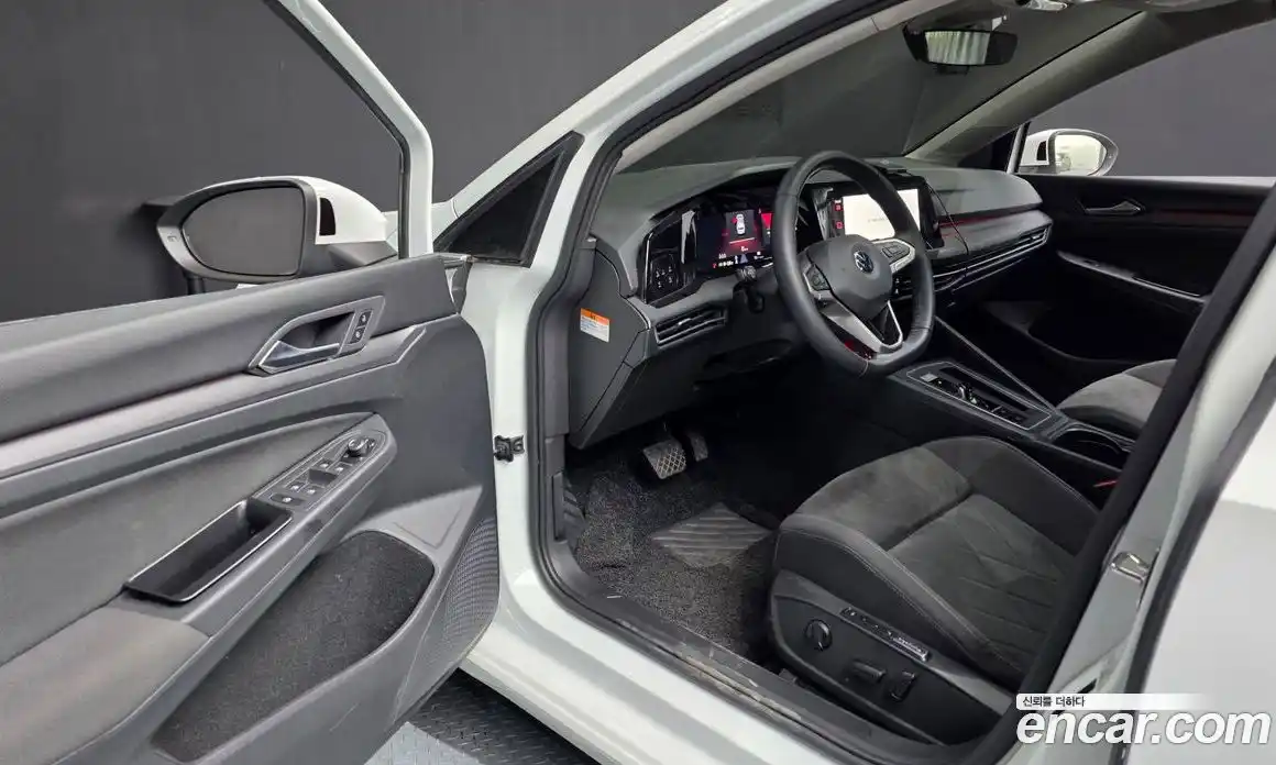 Volkswagen Golf 2022 2.0 гидро в Москве № 1323314, фото 10