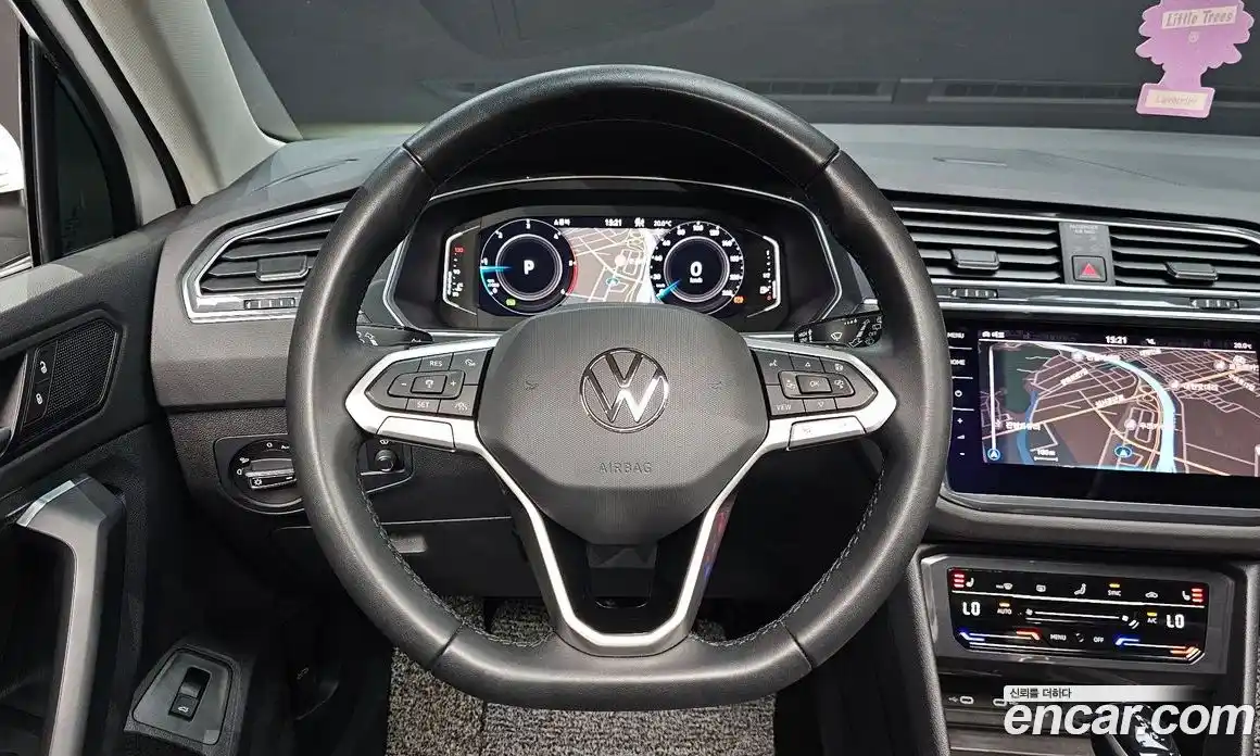 Volkswagen Tiguan 2023 2.0 гидро в Москве № 1323333, фото 13