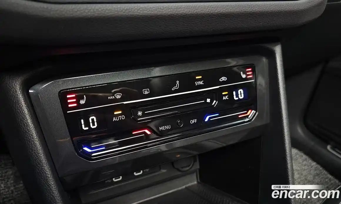 Volkswagen Tiguan 2023 2.0 гидро в Москве № 1323333, фото 19