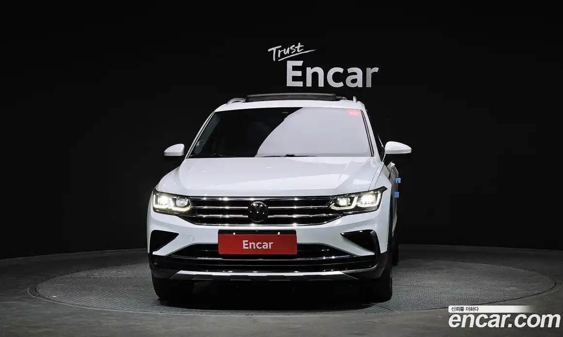 Volkswagen Tiguan 2023 2.0 гидро в Москве № 1323333, фото 3