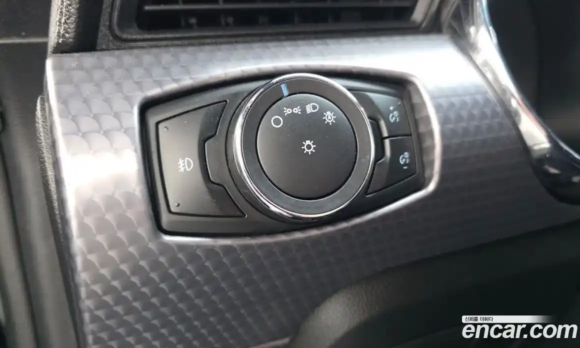 Ford Mustang 2015 2.3 гидро в Москве № 1324064, фото 18