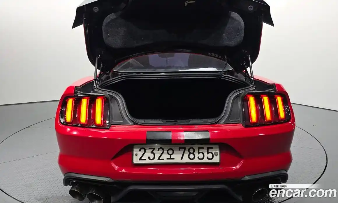 Ford Mustang 2015 2.3 гидро в Москве № 1324064, фото 20