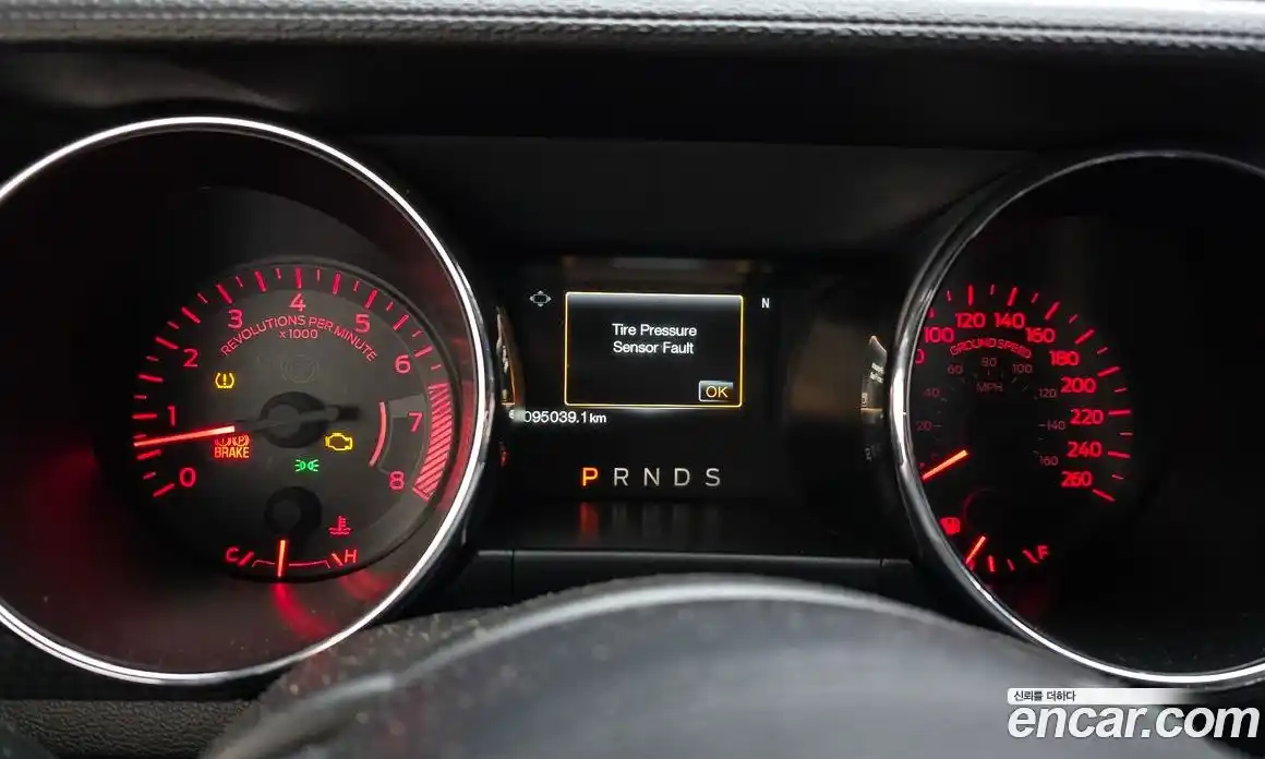 Ford Mustang 2015 2.3 гидро в Москве № 1324064, фото 8