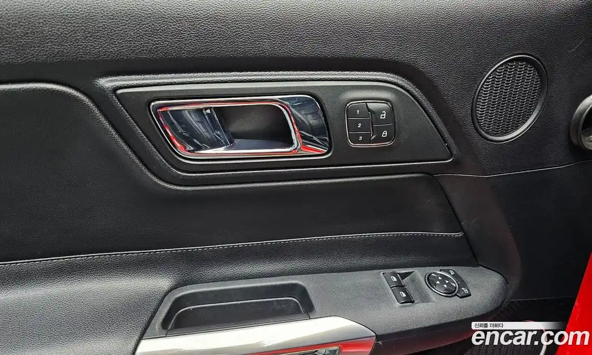Ford Mustang 2015 2.3 гидро в Москве № 1324071, фото 16