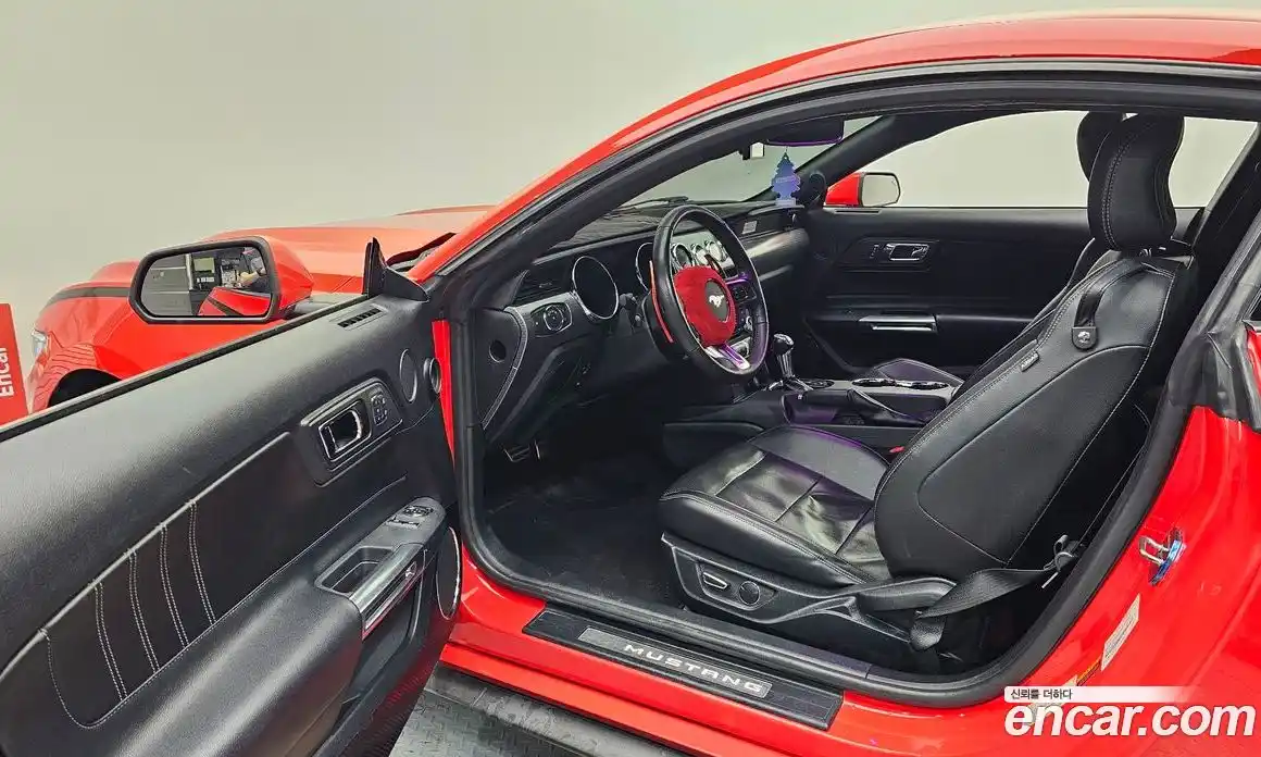 Ford Mustang 2015 2.3 гидро в Москве № 1324071, фото 10