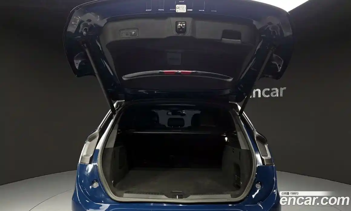 Lincoln MKC 2019 2.0 гидро в Москве № 1324140, фото 19