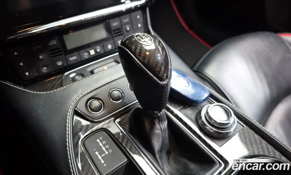 Maserati GranTurismo 2018 4.7 гидро в Москве № 1324231, фото 8